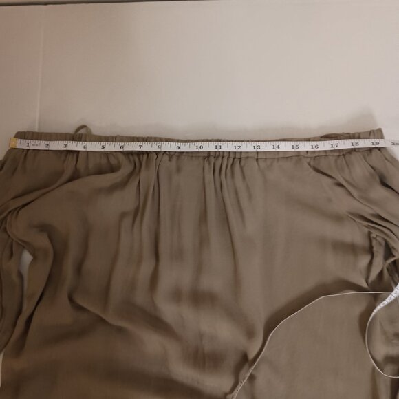 Bella Dahl Women’s Olive Green Off-the-Shoulder High-Low Top Size L Large NWT - Picture 10 of 16